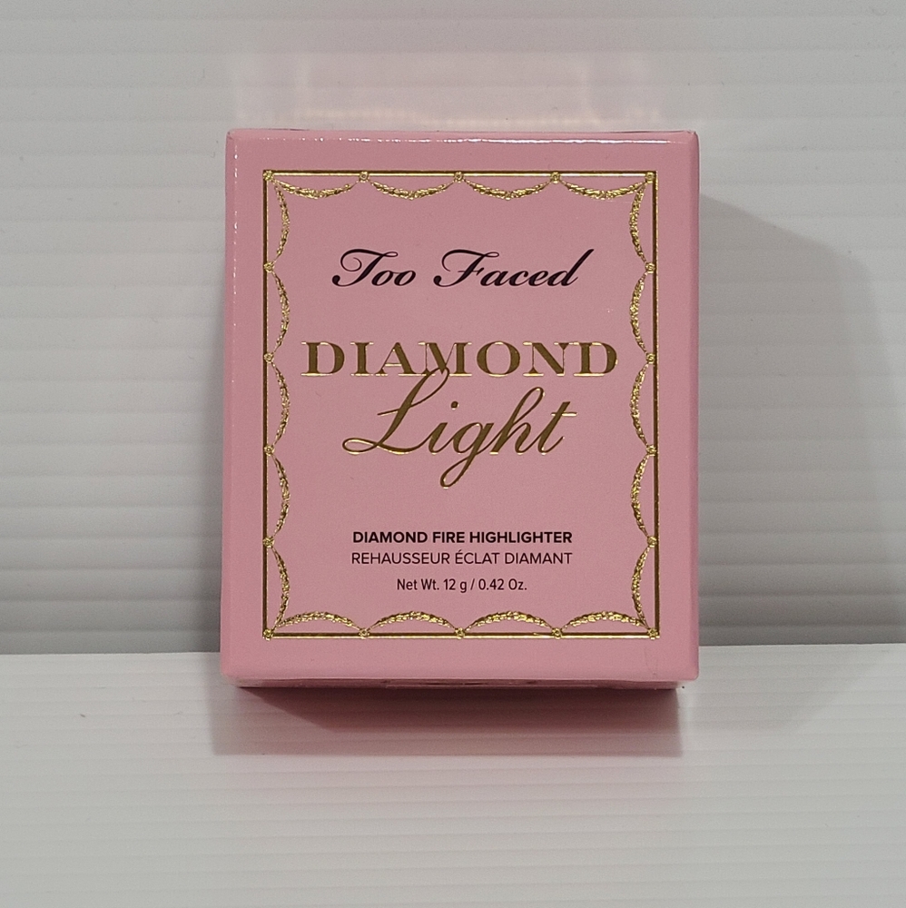 Too Faced Diamond Light Highlighter